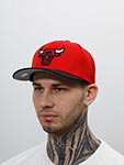 Бейсболка MITCHELL NESS арт. HHSS3265-CBUYYPPPRDBK Chicago Bulls NBA (красный / черный)